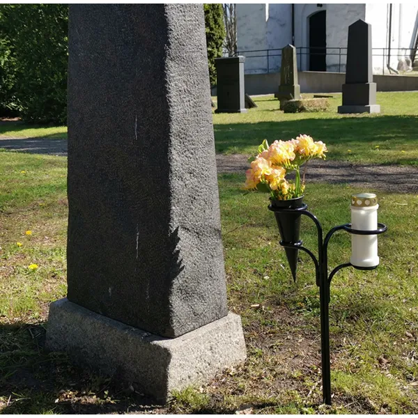 MINNELUND LYS OG VASEHOLDER (1) SPIRA