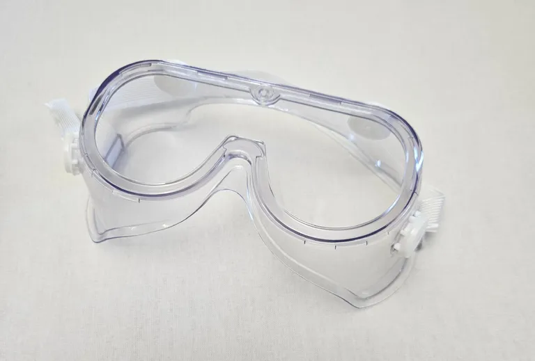 BESKYTTELSESBRILLER MED ELASTISK STRIKK ONE SIZE